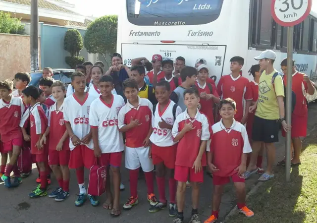 Garotada da Escolinha de Futebol do União dá show de bola em Mogi Mirim