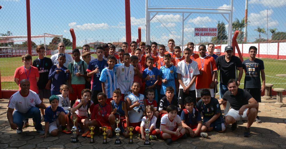 Torneio de Férias entre escolinhas do União e da Prefeitura define os campeões