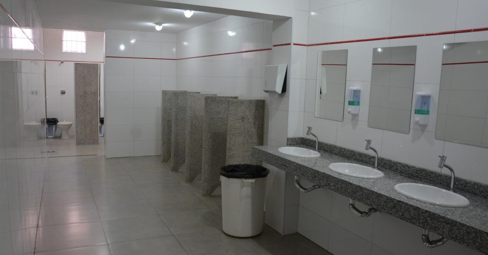 Antigos banheiros do Salão Social passam por ampla reforma e modernização