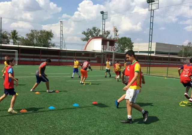 Treinos da Escolinha estão de volta no campo society